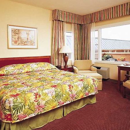 Nassau Palm Hotel ภายนอก รูปภาพ