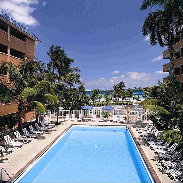 Nassau Palm Hotel ภายนอก รูปภาพ